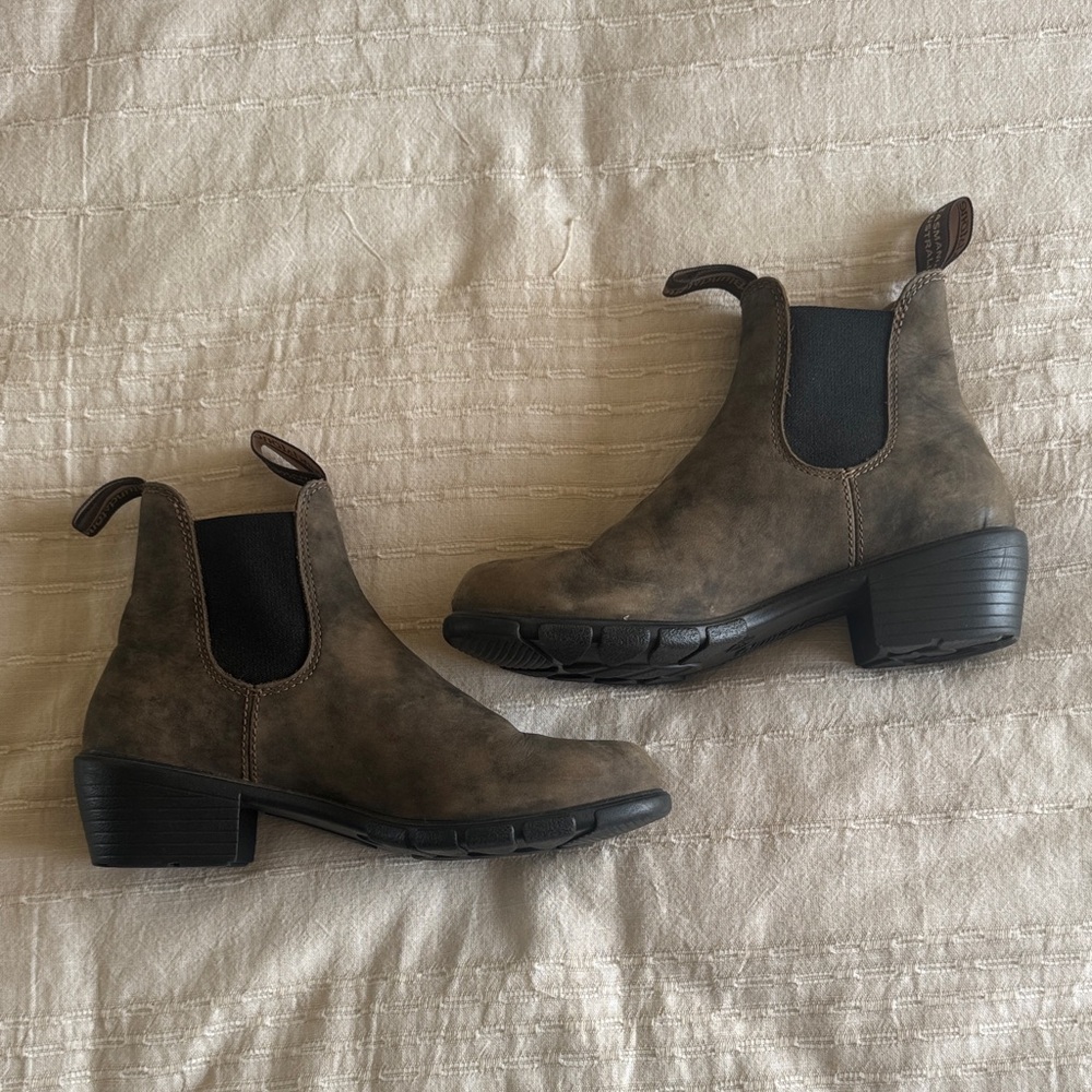 Blundstone Chelsea Ankle Boots Women’s Series #1677